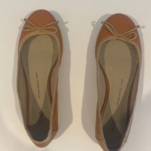 Ballerina slipper Gap cognac color size 6.5